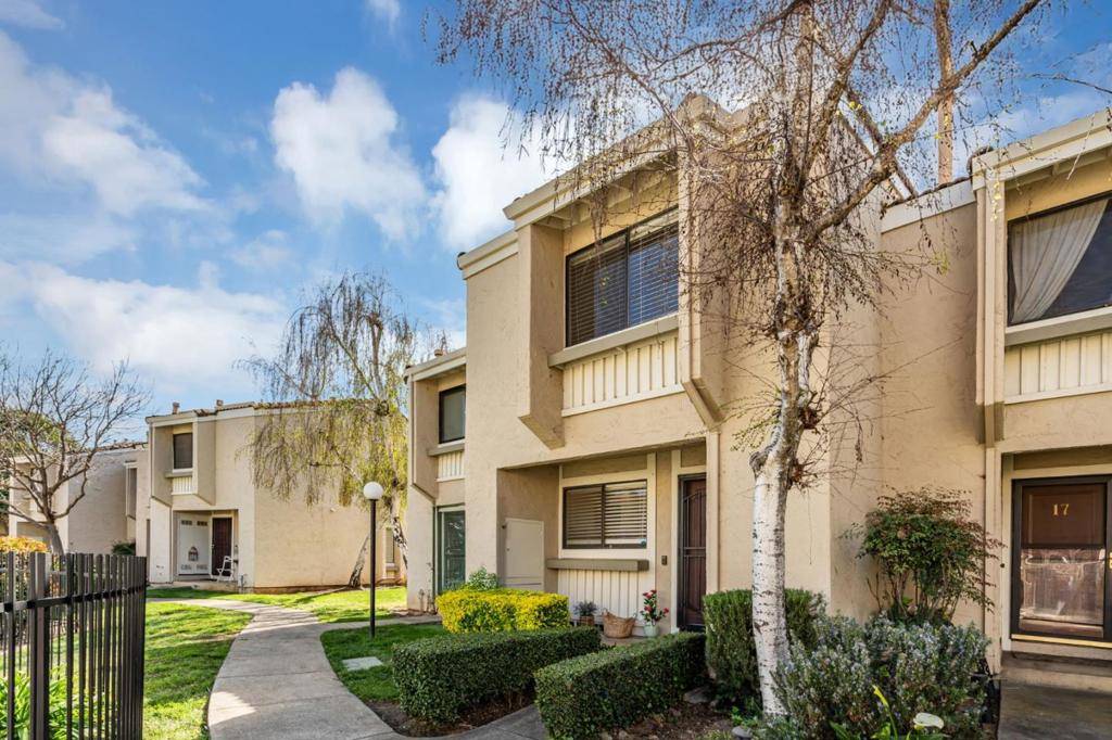 Morgan Hill, CA 95037,260 West Dunne AVE #18