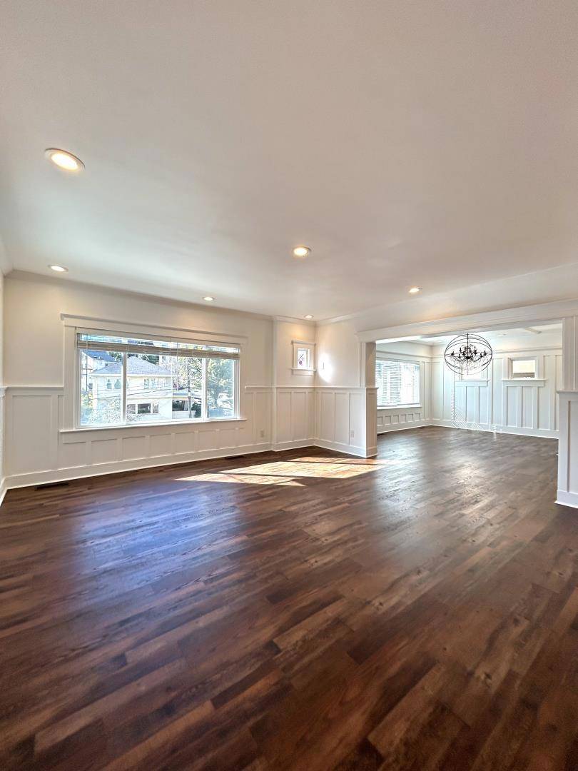 Oakland, CA 94610,350 Santa Clara AVE