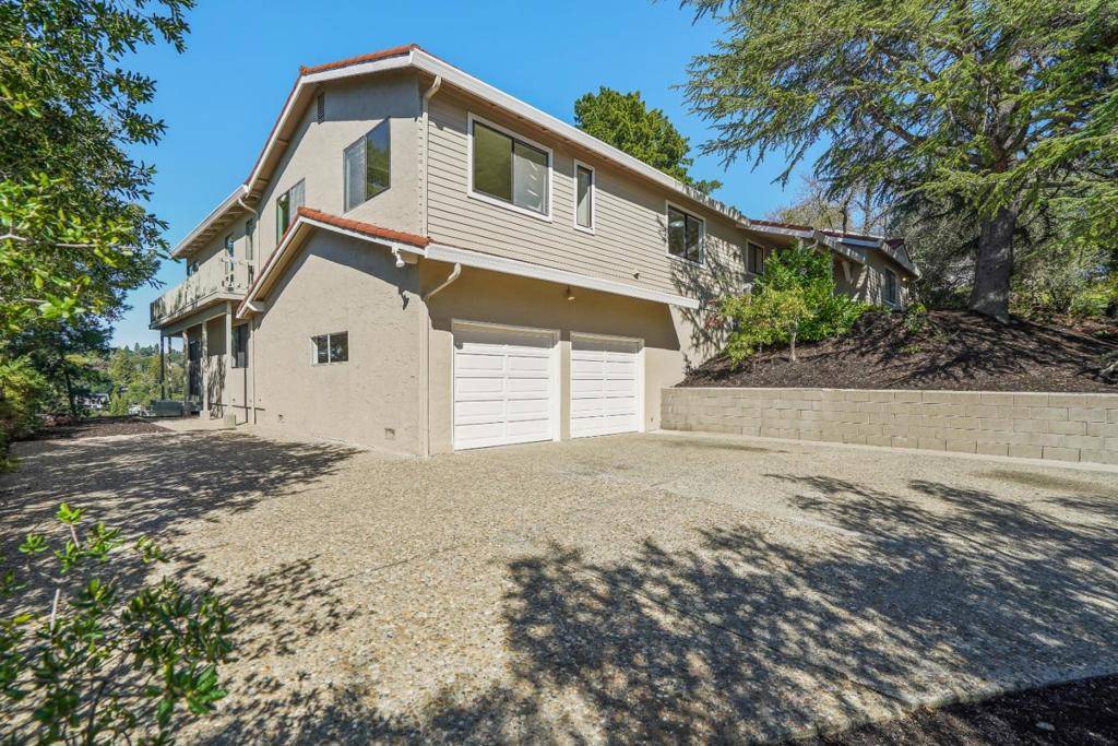Orinda, CA 94563,79 Muth DR