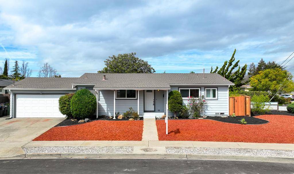 Newark, CA 94560,35471 Breton DR