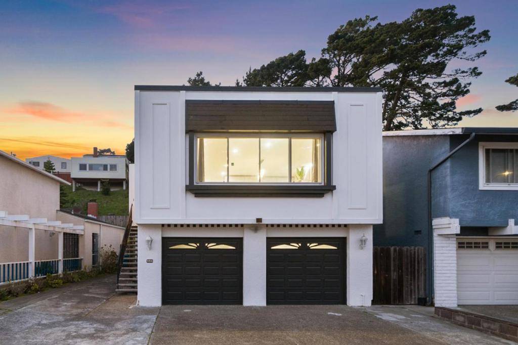 Daly City, CA 94015,556 Verducci DR