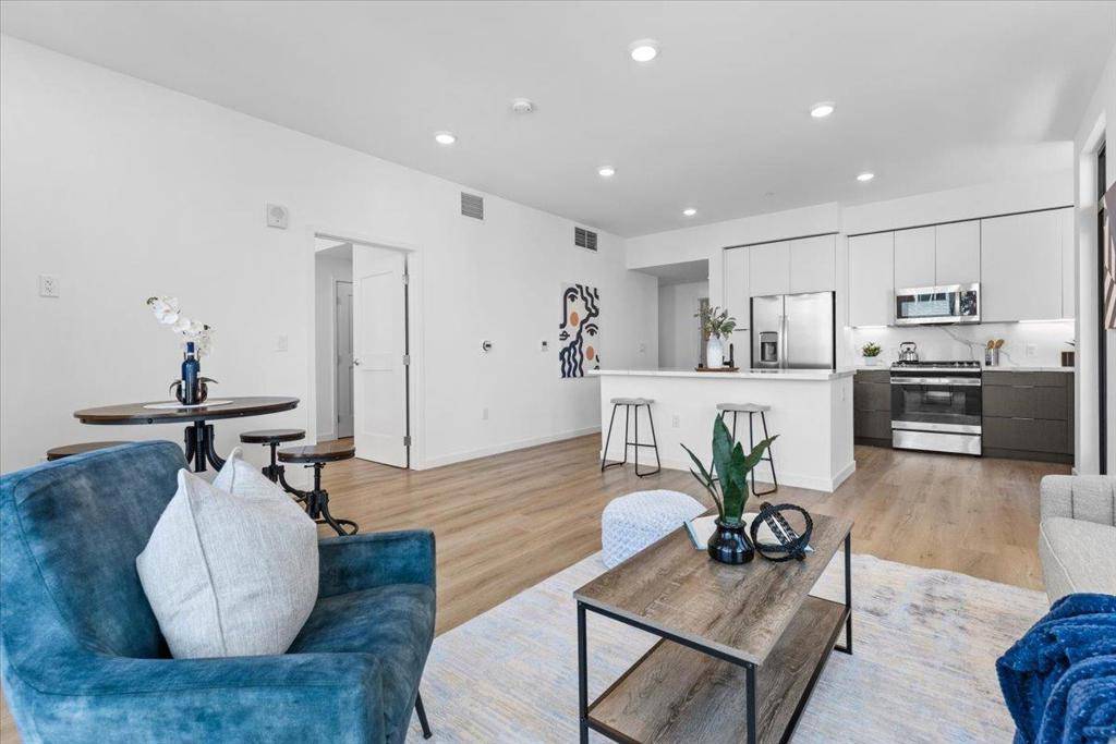 San Francisco, CA 94124,52 Kirkwood AVE #308