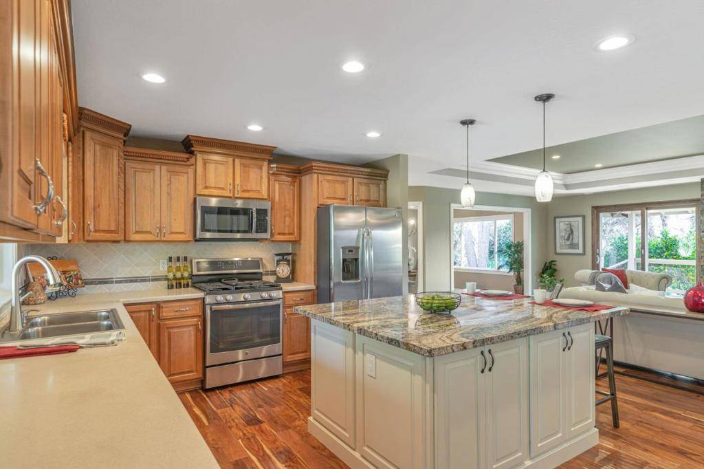 10260 Lucky CT Gilroy, CA 95020