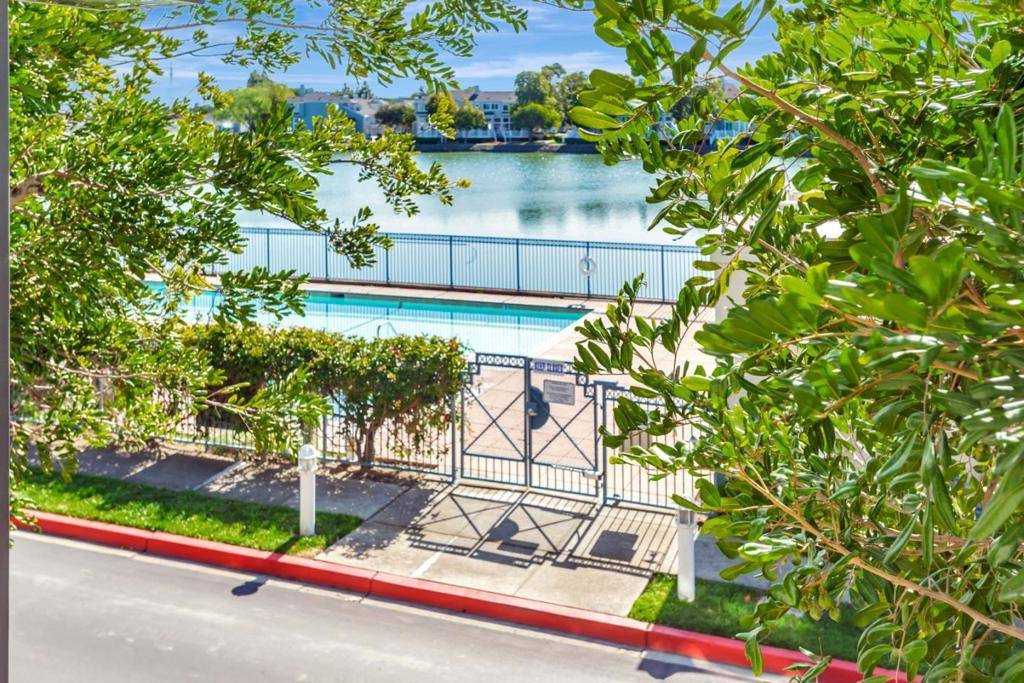Redwood City, CA 94065,701 Baltic CIR #723