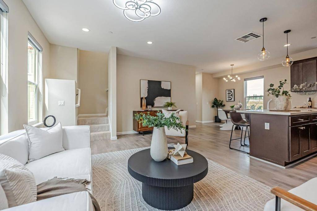 Fremont, CA 94555,34930 Machado