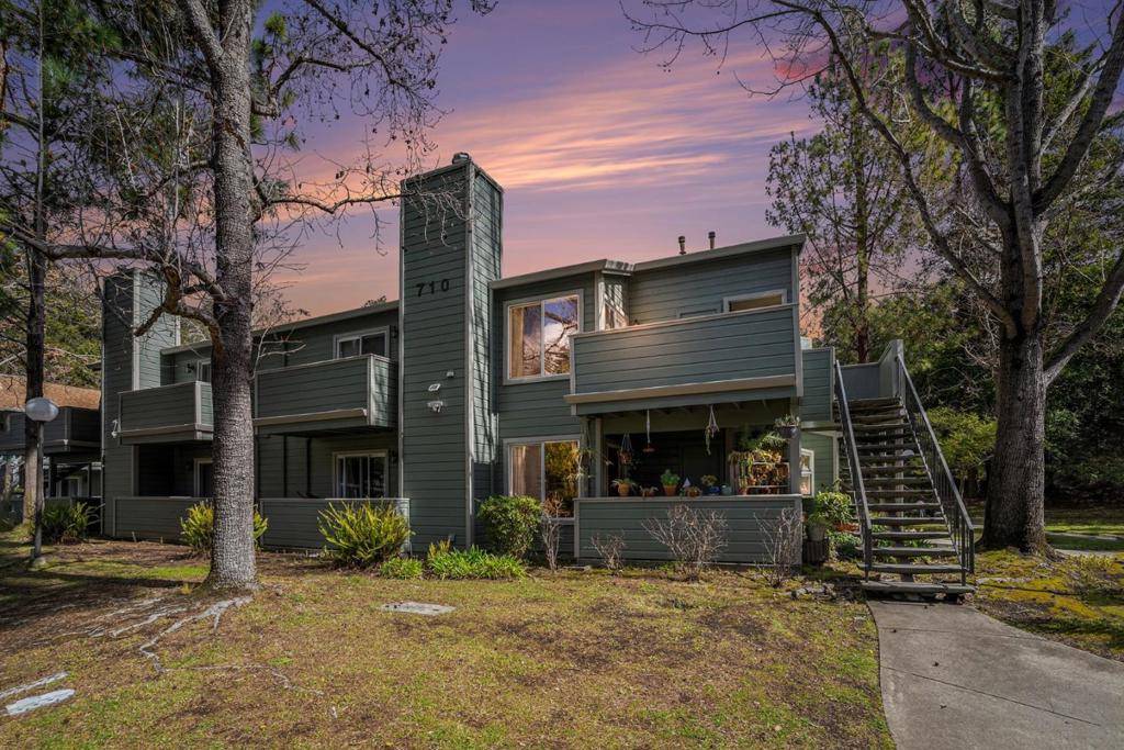 Oakland, CA 94605,710 Canyon Oaks #C