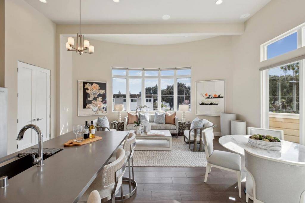 Los Altos, CA 94022,889 N San Antonio RD #2000
