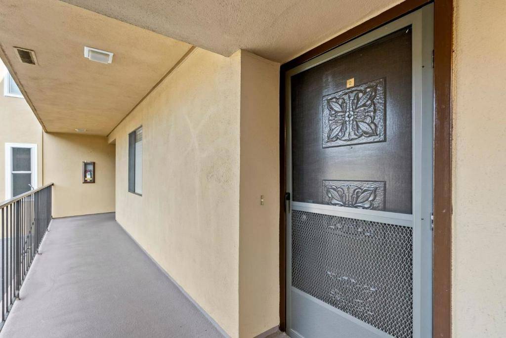 San Carlos, CA 94070,1701 San Carlos AVE #2