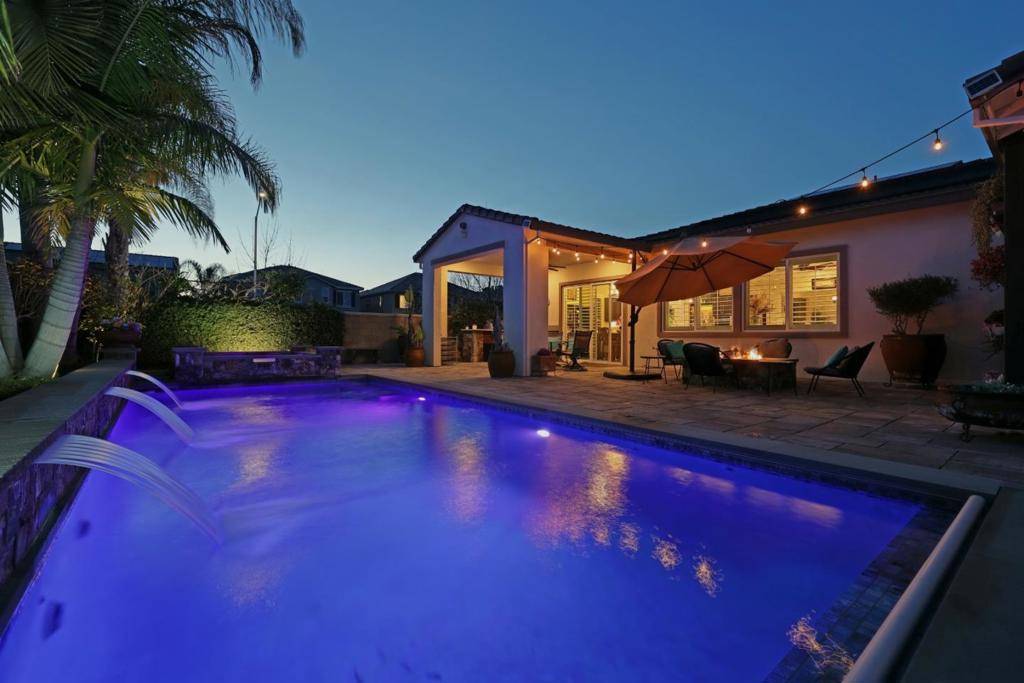 Gilroy, CA 95020,1690 Tarragon DR