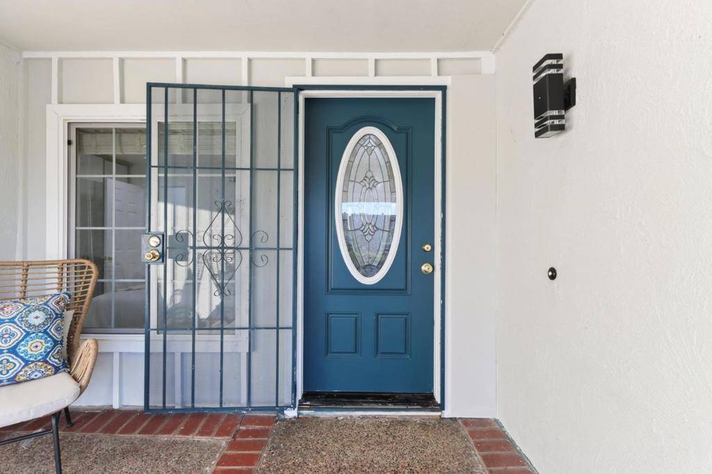 Milpitas, CA 95035,270 Enriquez CT