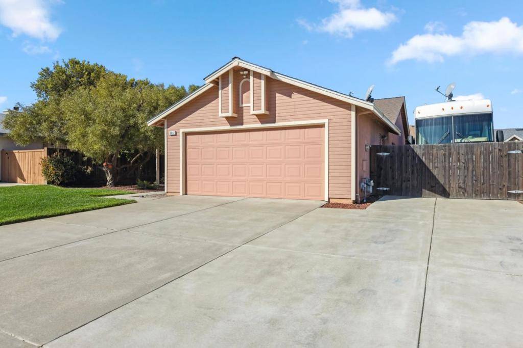 Oakley, CA 94561,5017 Teixeira WAY