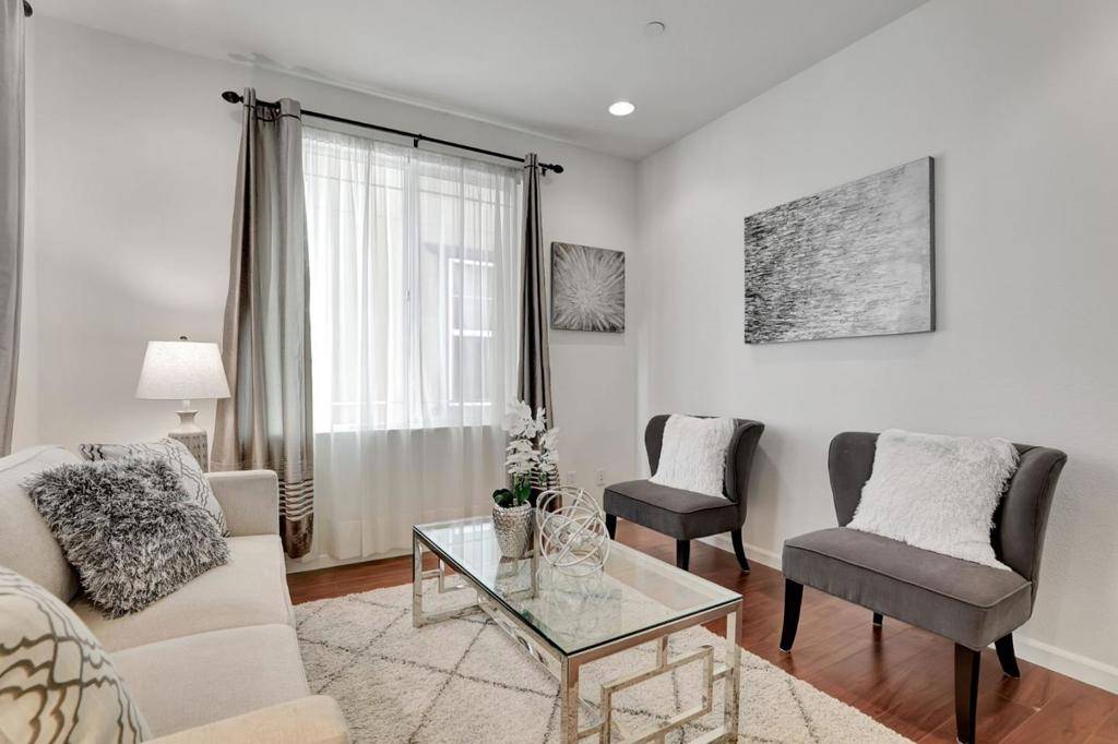 Milpitas, CA 95035,1103 Vida Larga LOOP