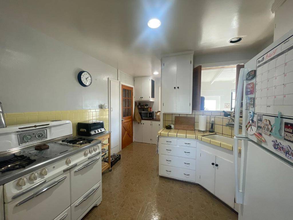 San Bruno, CA 94066,297 San Anselmo AVE