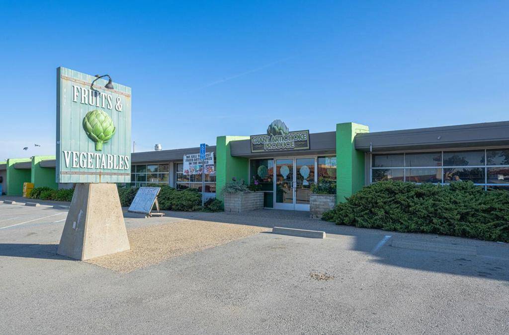Castroville, CA 95012,11221 Merritt ST