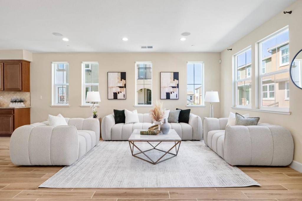 Newark, CA 94560,38933 Snapdragon PL