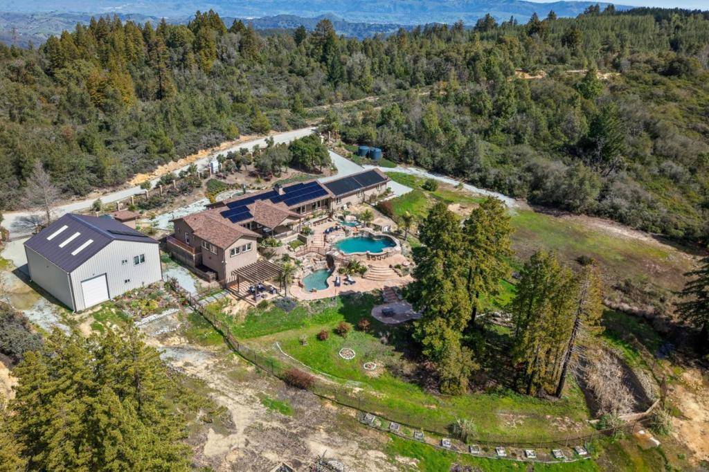 Watsonville, CA 95076,1061 Summit RD