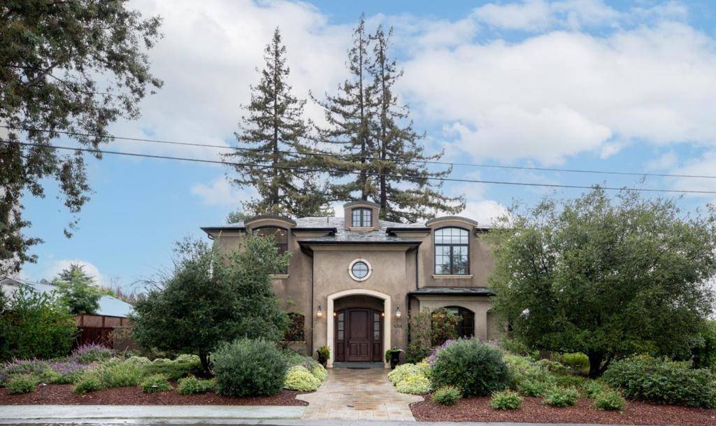 Los Altos, CA 94024,1014 Russell AVE