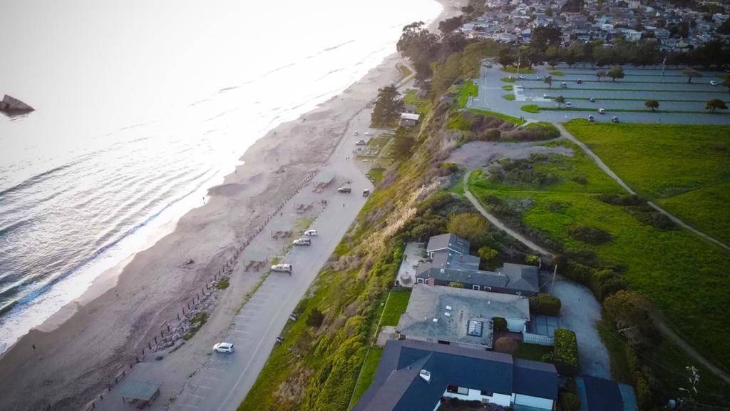 Aptos, CA 95003,108 Santa Cruz AVE