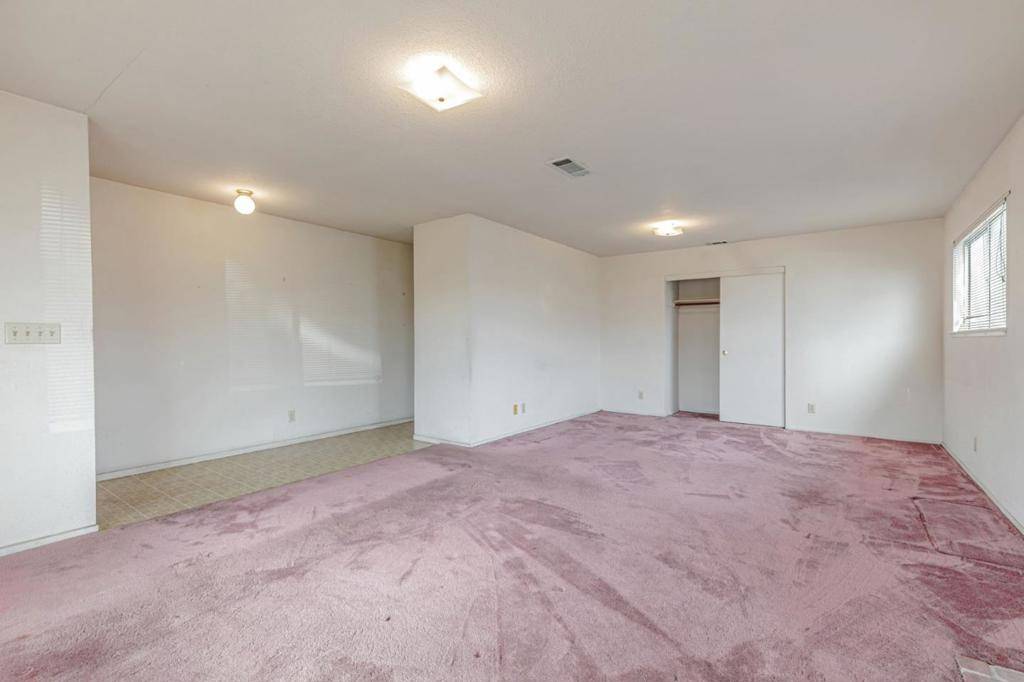Stockton, CA 95206,2243 Port Trinity CIR