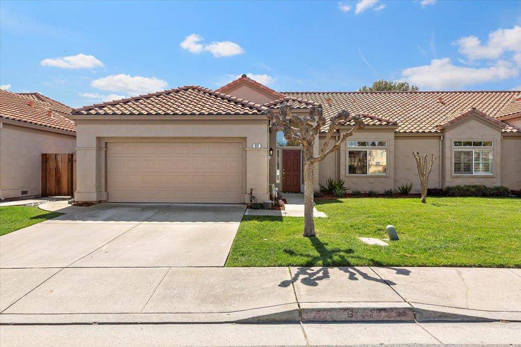 Morgan Hill, CA 95037,924 Danny Boy CT