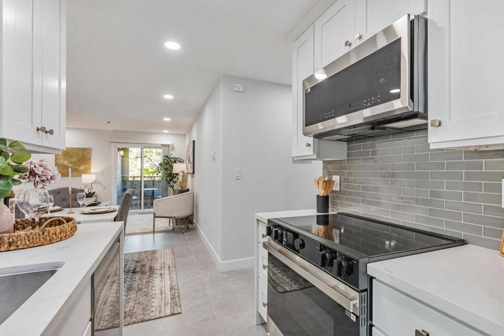 880 E Fremont AVE #721 Sunnyvale, CA 94087