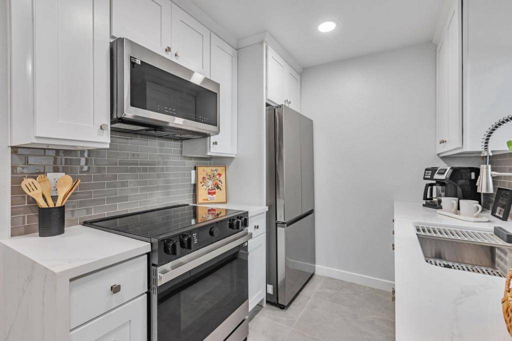 880 E Fremont AVE #721 Sunnyvale, CA 94087