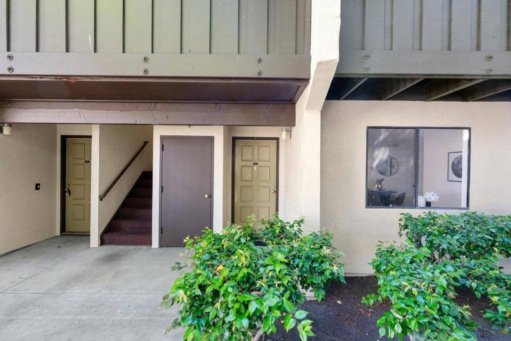 Sunnyvale, CA 94086,999 W Evelyn TER #93