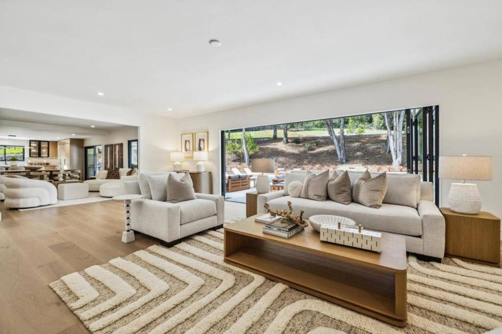 Portola Valley, CA 94028,5 Zapata WAY