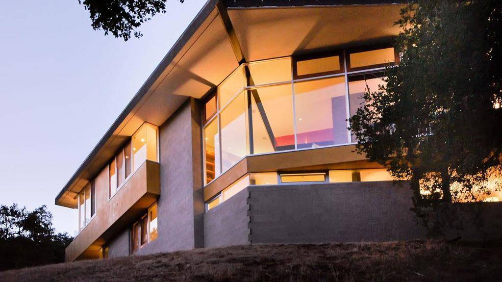 Los Altos Hills, CA 94022,27161 Moody RD