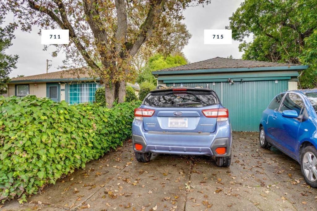 Redwood City, CA 94061,715 Roosevelt AVE
