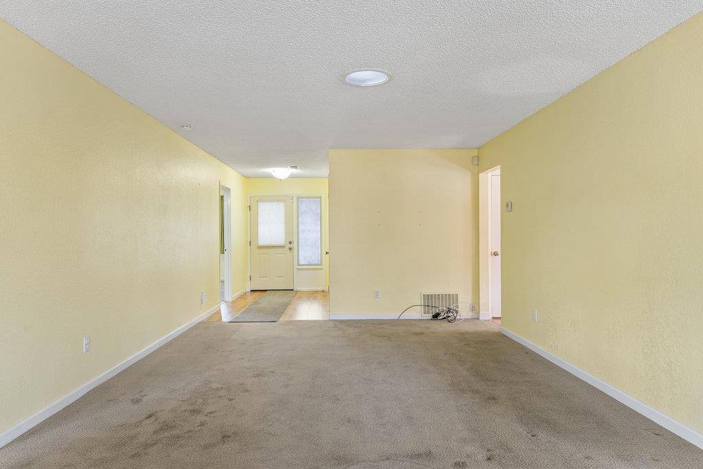 Watsonville, CA 95076,765 Bronte AVE