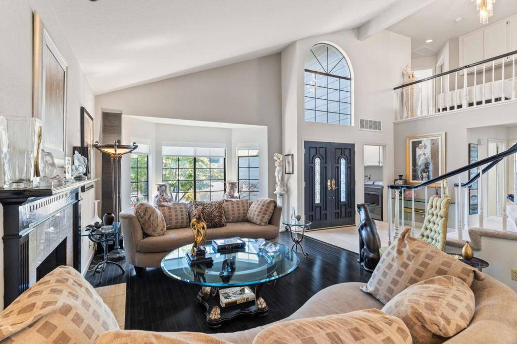 San Mateo, CA 94403,109 Seagate DR