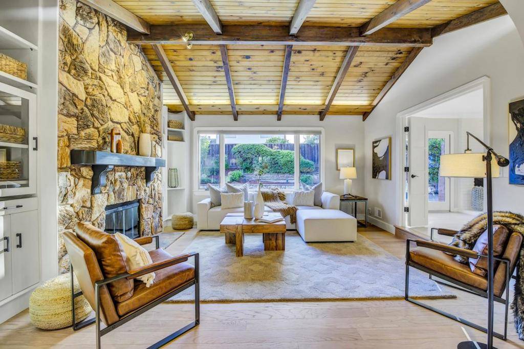 Cupertino, CA 95014,10363 Noel AVE