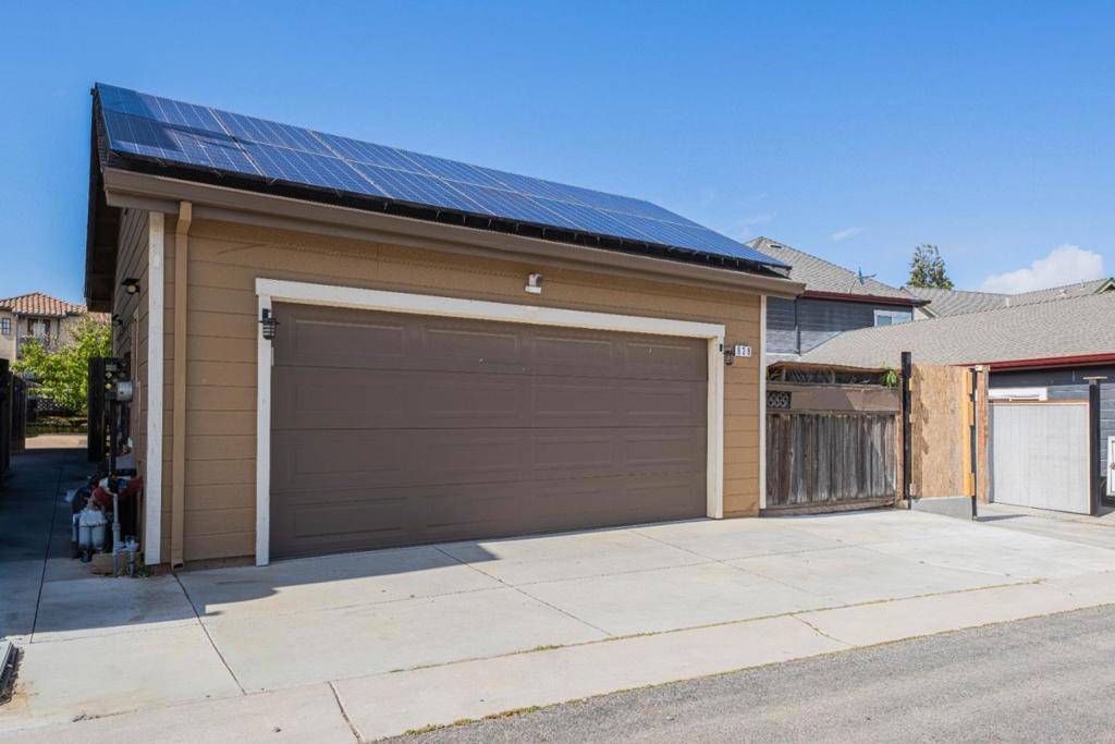 Greenfield, CA 93927,639 Saint Christopher LN