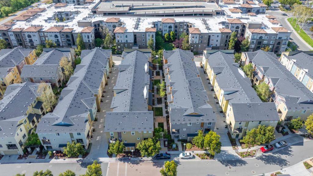 Milpitas, CA 95035,1369 Coyote Creek WAY