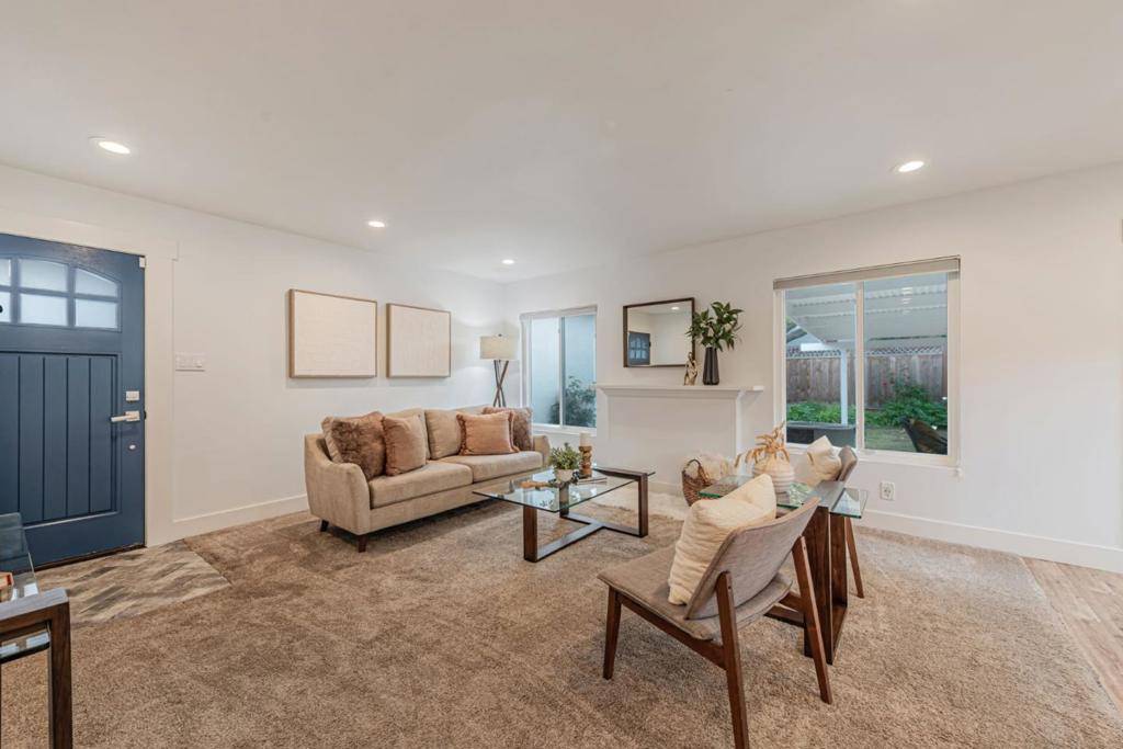 Sunnyvale, CA 94086,638 Bryan AVE