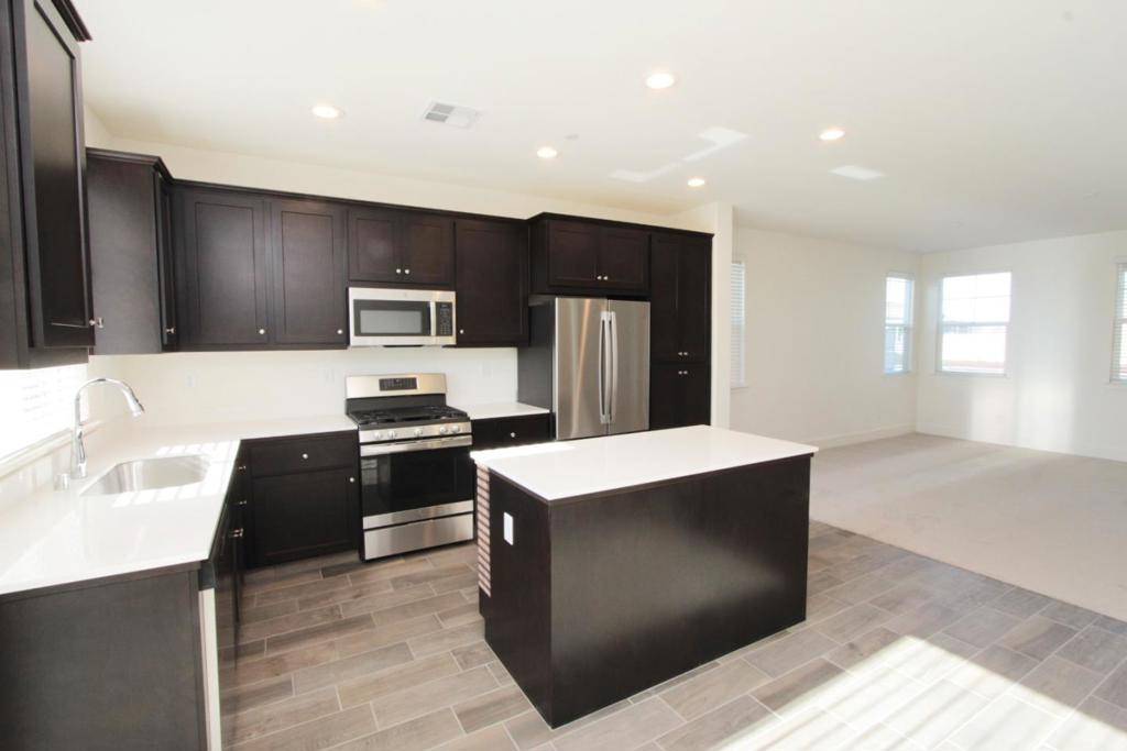 Los Banos, CA 93635,1209 Gypsum DR