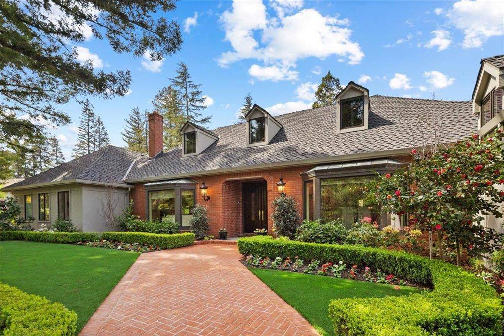 Hillsborough, CA 94010,10 Fagan DR
