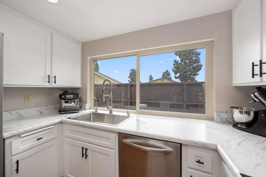 Oceanside, CA 92058,3575 Guava WAY