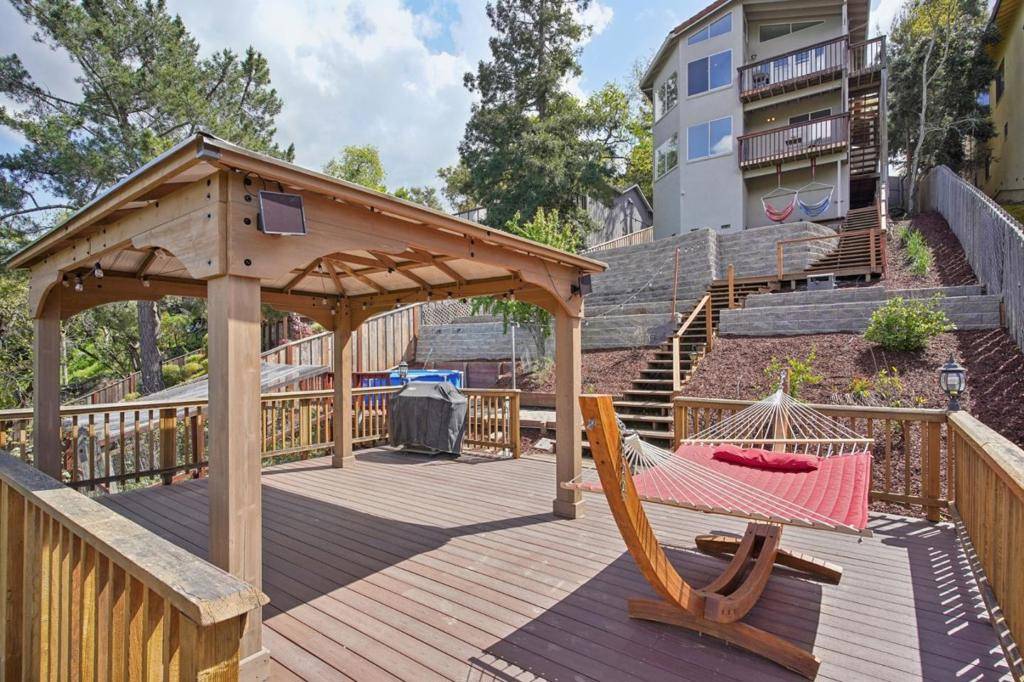 Redwood City, CA 94062,156 Springdale WAY
