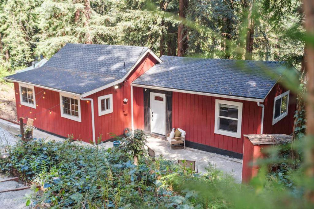 Felton, CA 95018,10680 Vera AVE