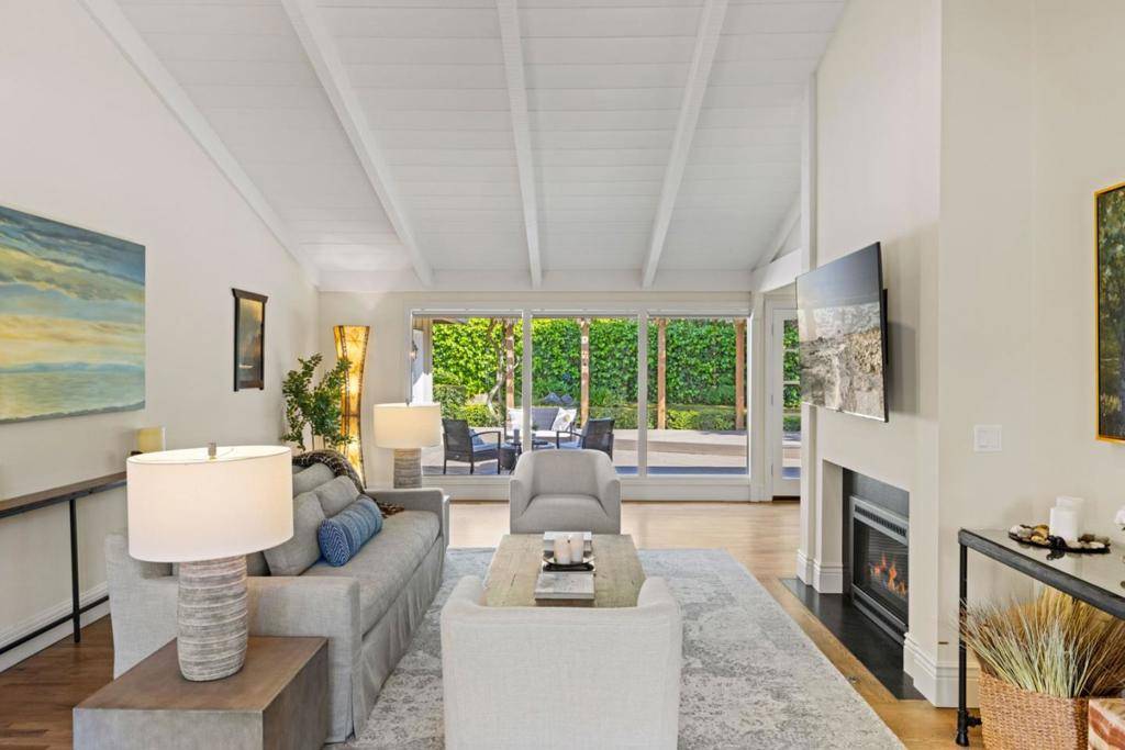 Pebble Beach, CA 93953,3085 Valdez RD
