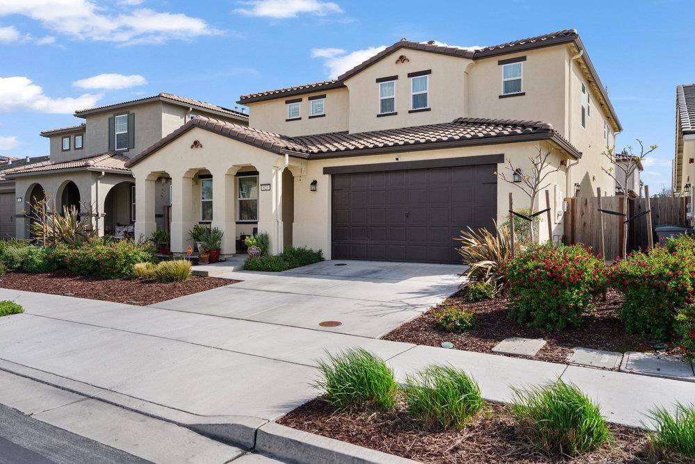 Hollister, CA 95023,823 Cerrato WAY