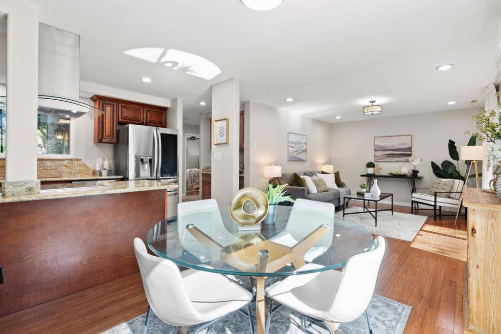 Mountain View, CA 94043,121 Flynn AVE #B