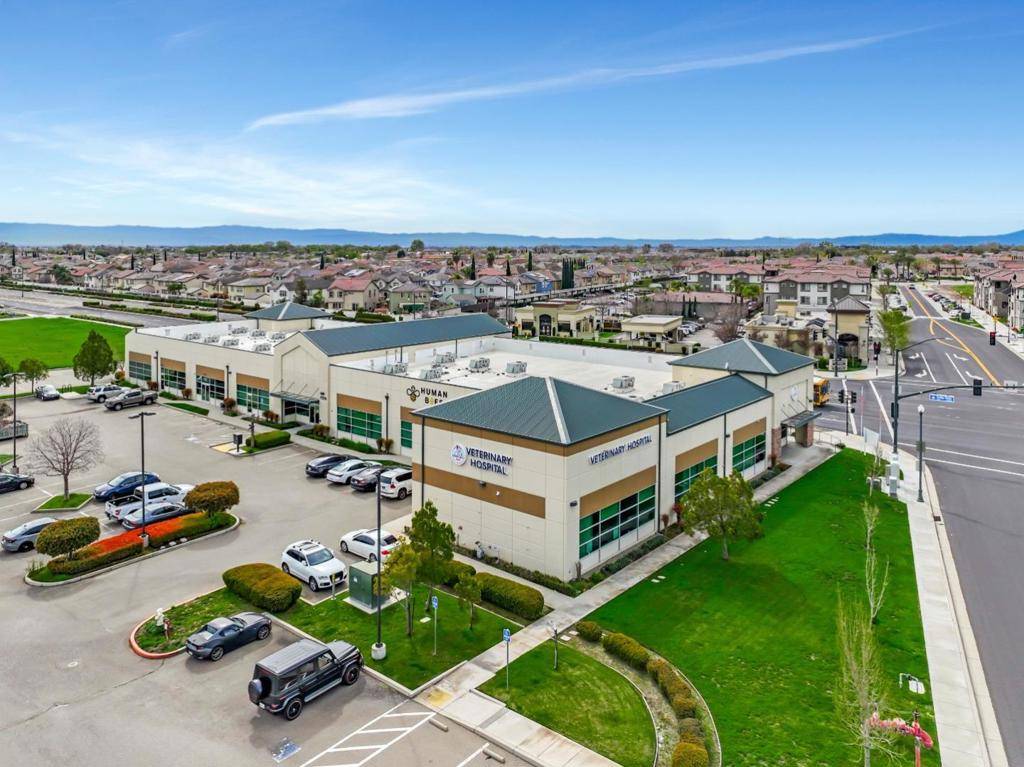 Lathrop, CA 95330,17270 Golden Valley Pkwy