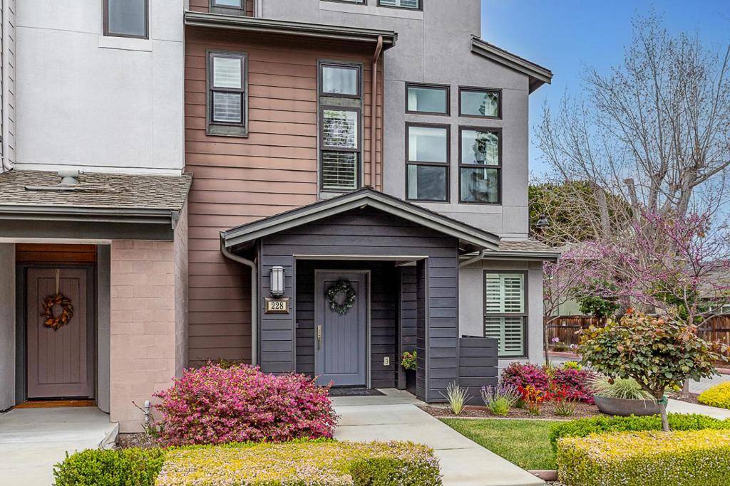 Mountain View, CA 94043,228 Sierra Vista AVE