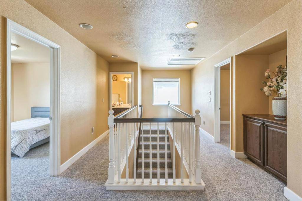 Patterson, CA 95363,1512 Marigold DR