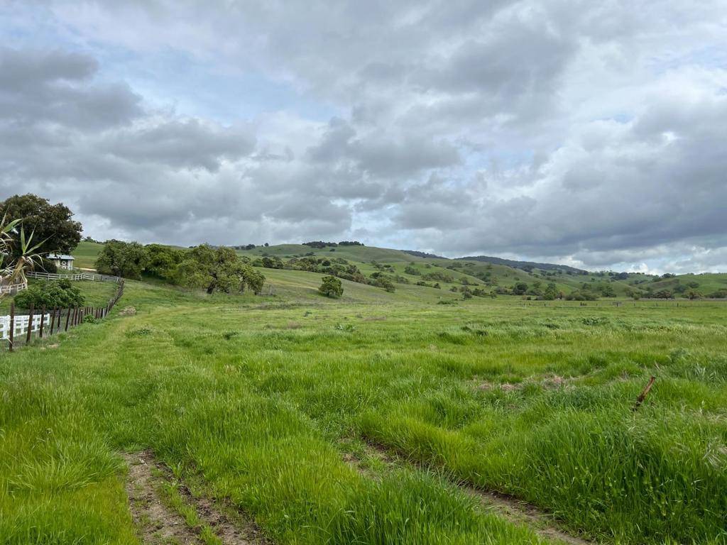San Martin, CA 95046,0 Lesley LN