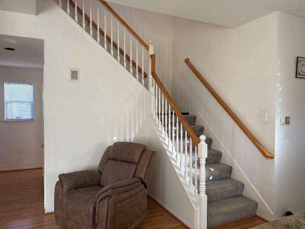 Sacramento, CA 95823,8593 Derlin WAY