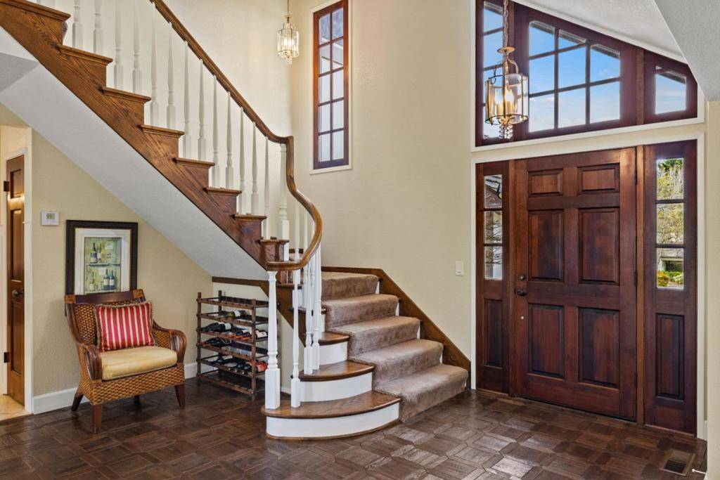 Monterey, CA 93940,11 Black Tail LN